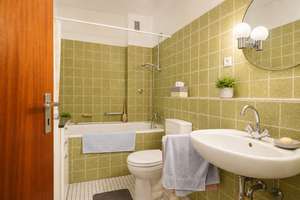 Nur wenige Meter zum Stadtwald! Geräumige 3-Zimmer-Wohnung mit Grünblick-Loggia und Einzelgarage – Die vollständige Adresse der Immobilie erhältst du vom Anbieter., 47803 Inrath/Kliedbruch, Krefeld – Vorschaubild 8