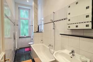 Stilvolle 2,5-Zimmer-Altbauwohnung im begehrten Bayerischen Viertel - nahe Viktoria-Luise-Platz – Luitpoldstraße 45, 10781 Schöneberg, Berlin – Vorschaubild 23