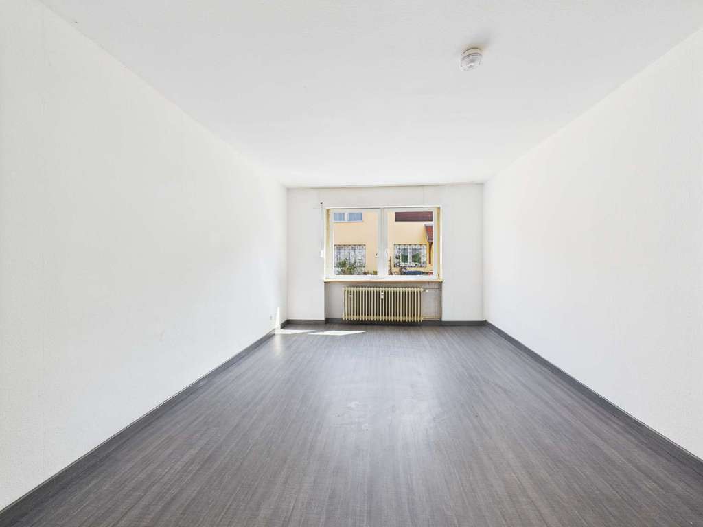 Immobilie in Hohberg - Gestalten Sie Ihr neues Zuhause – 4-Zimmer-Wohnung mit viel Potenzial in Hohberg - Bild 4