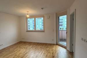 moderne 1,5-Zimmer-Wohnung im Münchner Norden mit Balkon, Nähe Olympiapark (#100) – 80809 Am Riesenfeld, München – Vorschaubild 8
