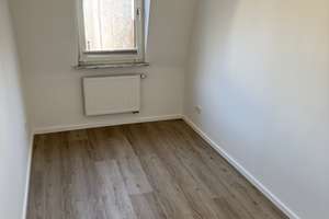 Südstadt: Stilvolle 3-Zimmer-DG-Wohnung im kernsanierten Gründerzeithaus – Hohenzollernstraße 87, 56068 Süd, Koblenz – Vorschaubild 3