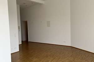 Wohnen mit Ausblick: Dachgeschosswohnung in Wiesbaden (Freudenberg) – Narzissenweg 10, 65201 Dotzheim, Wiesbaden – Vorschaubild 2