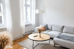 Provisionsfrei! Helle 3-Zimmer-Altbauwohnung am Oranienplatz! Kreuzberg draußen. Ruhe drinnen. – Luckauer Straße 12, 10969 Kreuzberg, Berlin – Vorschaubild 3