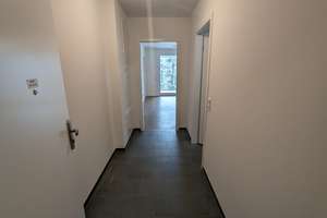 Geschmackvolle 2-Zimmer-Wohnung mit gehobener Innenausstattung mit Einbauküche in München Laim – Zschokkestraße 36, 80687 Friedenheim, München – Vorschaubild 2