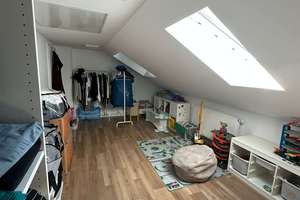 Sanierte 2,5 Zimmer Dachgeschosswohnung in ruhiger Wohnlage – Die vollständige Adresse der Immobilie erhältst du vom Anbieter., 86156 Kriegshaber, Augsburg – Vorschaubild 5