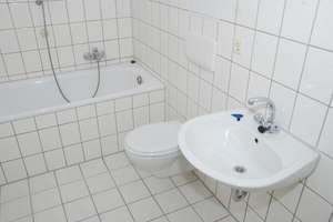Schicke Altbauwohnung mit Badewanne – Ludwig-Kirsch-Str. 10, 9130 Sonnenberg, Chemnitz – Vorschaubild 4