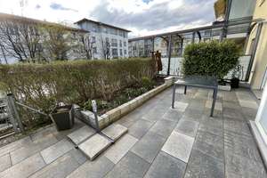 2,5-Zimmer-Wohnung mit großem Garten in bester Lage