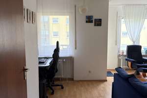 Sehr ruhig gelegene, helle 2 1/2 Zimmer-Wohnung in Stuttgart-Bad Cannstatt  – Einsteinstraße 25, 70374 Muckensturm, Stuttgart – Vorschaubild 5