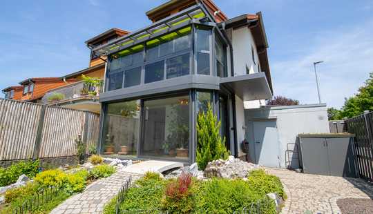 Bild von Moderne DHH mit tollem Garten und zwei Wohneinheiten