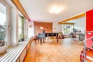 AIGNER - Stilvolle Architektenvilla mit Traumgarten & separatem Appartment – Fürstenfeldbruck (Kreis) – Vorschaubild 3