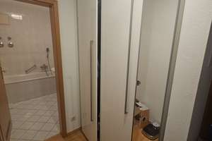 Lichtdurchflutete 1-R-ETW mit offenem Küchen- und Wohnbereich mit EBK & Balkon, TG-SP mgl. – 4178 Burghausen-Rückmarsdorf, Leipzig – Vorschaubild 7