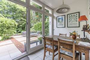 MÄRCHENHAFTES ARCHITEKTENHAUS ZU VERKAUFEN – Akazienweg 22, 22587 Blankenese, Hamburg – Vorschaubild 11