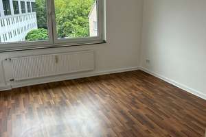 3-Zimmer-Wohnung in Köln-Deut Messe – Gaußstr. 6, 51063 Mülheim (Ortsteil), Köln – Vorschaubild 2