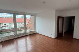 NUR MIT WOHNBERECHTIGUNGSSCHEIN ! 2 - Zimmer Dachgeschosswohnung mit Dachterrasse! – Prußweg 27, 30165 Hainholz, Hannover – Vorschaubild 11