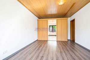 Großzügiges Dreifamilienhaus mit 2 vermieteten Einheiten und sofort bezugsfreier Maisonette-Wohnung! – Einhauser Straße 29, 93138 Lappersdorf – Vorschaubild 27