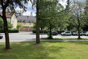 Geräumige 5 - Zimmer Wohnung in Großhadern mit Balkon und viel Platz! – Die vollständige Adresse der Immobilie erhältst du vom Anbieter., 81375 Neuhadern, München – Vorschaubild 6
