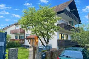 Gepflegte 3-Zimmer-Wohnung in Nürnberg-Reichelsdorf mit Balkon, Souterrain und Stellplatz – Die vollständige Adresse der Immobilie erhältst du vom Anbieter., 90453 Reichelsdorf, Nürnberg – Vorschaubild 1