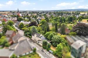 Historisches Wohnhaus mit Charakter, Garten und einzigartiger Lage direkt am idyllischen Bachlauf – Die vollständige Adresse der Immobilie erhältst du vom Anbieter., 53881 Euskirchen – Vorschaubild 9