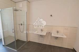 Riversideplatz Erlangen: Helle 3-Zimmer-Wohnung mit 30 m² Dachterrasse und 2 TG-Stellplätzen – 91052 Rathausplatz, Erlangen – Vorschaubild 11