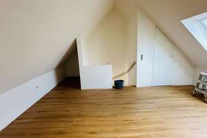 Grüne 3-Zimmer-Wohnung mit Sonnenbalkon in bester Wohnlage in Opladen – Altstadtstr. 51, 51379 Opladen, Leverkusen – Vorschaubild 8