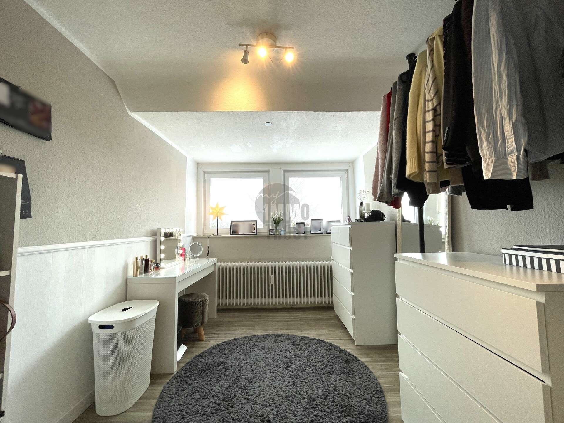 Immobilie in Agathenburg - ZWEIFAMILIENHAUS MIT ZWEI GETRENNTEN WOHNUNGEN IN STADE / WIEPENKATHEN - Bild 0