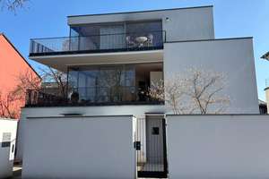 Luxuriöse 3,5-Zimmer Erdgeschosswohnung mit Garten in Rodenkirchen