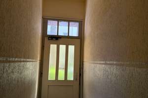Schöne 2,5 Zimmer Wohnung mit Balkon und Garten – Fehrbellinstraße 16, 40472 Rath, Düsseldorf – Vorschaubild 2