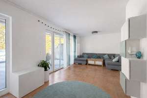 WINDISCH IMMOBILIEN - Schöne, ruhig gelegene DHH mit großem Garten in Puch – Die vollständige Adresse der Immobilie erhältst du vom Anbieter., 82256 Fürstenfeldbruck – Vorschaubild 2