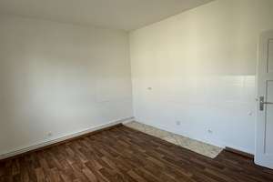 SINGLE-NEST MIT POTENZIAL ZUM PERSÖNLICHEN WOHNTRAUM - 2 Zimmer in WI-Erbenheim zu mieten – Krautgartenstr. 18a, 65205 Erbenheim, Wiesbaden – Vorschaubild 8