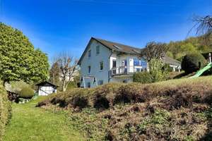 Attraktives Architektenhaus mit großzügigem Grundstück in bester Lage von Siegen-Seelbach – Die vollständige Adresse der Immobilie erhältst du vom Anbieter., 57072 Seelbach, Siegen – Vorschaubild 8
