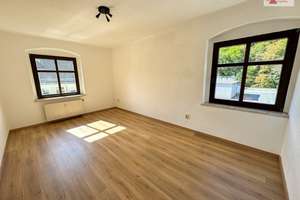 Gemütliche 3-Raum-Wohnung im Zentrum von Schwarzenberg – 8340 Schwarzenberg/Erzgebirge – Vorschaubild 2