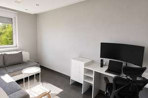 Sonniger Balkon & Natur pur: Frisch sanierte 4,5-Zimmer-Wohnung in Mannheim!“ – 68169 Neckarstadt-Ost/Wohlgelegen, Mannheim – Vorschaubild 2