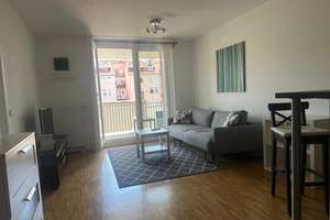 Voll möbliert, 2-Zimmer-Appartment, Balkon, TG-Stellplatz, Frankfurt Europaviertel – 60326 Gallus, Frankfurt am Main – Vorschaubild 2