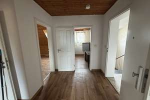 Ab Sofort 3-Zimmer-Dachgeschosswohnung in zentraler Lage von Karlsruhe-Durlach – ab sofort verfügbar