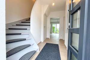 Traumhaus in Koblenz-Arzheim – Erstbezug nach Sanierung mit Garten & Designer-Küche – Die vollständige Adresse der Immobilie erhältst du vom Anbieter., 56077 Arzheim, Koblenz – Vorschaubild 2