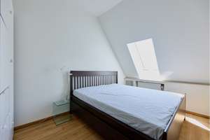 Stilvolle Dachgeschosswohnung mit großer Süd-Dachterrasse im charmanten Gründerzeithaus – Die vollständige Adresse der Immobilie erhältst du vom Anbieter., 47799 Cracau, Krefeld – Vorschaubild 8