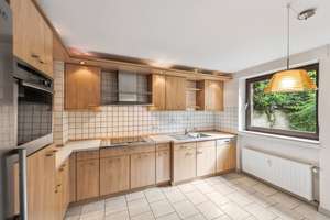 Großzügige 4-Zimmer-Maisonette-Wohnung mit idealer Aufteilung - Terrasse u. Balkon - in idealer Lage – Die vollständige Adresse der Immobilie erhältst du vom Anbieter., 52072 Laurensberg (Statistischer Bezirk), Aachen – Vorschaubild 6