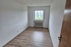 2-Familienhaus mit 5 Zimmer Wohnungen und Möglichkeit einen zusätzlichen Bauplatz zu erwerben – Die vollständige Adresse der Immobilie erhältst du vom Anbieter., 93077 Bad Abbach – Vorschaubild 17