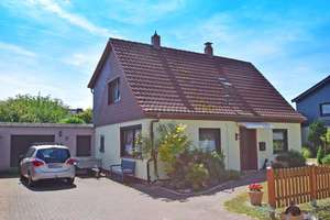 Älteres Einfamilienhaus mit Garage in Oldenburg-Alexandersfeld – Die vollständige Adresse der Immobilie erhältst du vom Anbieter., 26127 Alexandersfeld, Oldenburg (Oldenburg) – Vorschaubild 3
