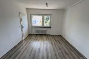 Für Sie - eine Küche dazu - 3 Zi.-Whng. mit Balkon - Duisburg Rheinhausen – Lortzingstraße 20, 47226 Rheinhausen-Mitte, Duisburg – Vorschaubild 6