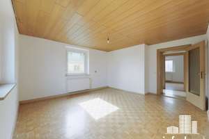 Leere 3-Zimmerwohnung! Sofort verfügbar! Mit Gemeinschaftsgarten! – Die vollständige Adresse der Immobilie erhältst du vom Anbieter., 86156 Oberhausen-Süd, Augsburg – Vorschaubild 3