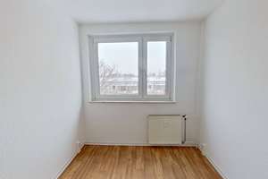 Schöne 3-Zimmer-Wohnung mit EBK, BALKON und Wannenbad – Bernhard-Kellermann-Str. 15, 39120 Leipziger Straße, Magdeburg – Vorschaubild 10