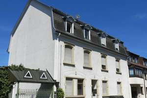 Zwei-Zimmerwohnung mit Wohnküche und Tageslichtbad in ruhiger Lage von Beiertheim