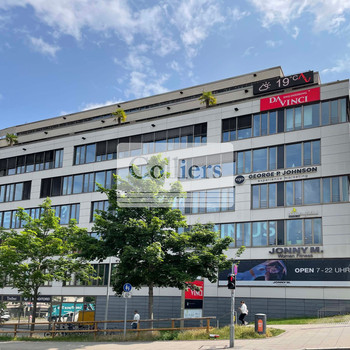 Helle Büroflächen mit toller Aussicht am Süd-Tor
