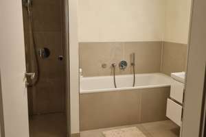 Helle 2-Zimmer-Wohnung mit Einbauküche in Berlin-Mitte nahe Alexanderplatz – Mollstraße 3 b, 10178 Mitte (Ortsteil), Berlin – Vorschaubild 3