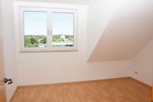 2-Zimmer-Dachgeschosswohnung mit Balkon und Badewanne – Emilienstraße 2, 9113 Schloßchemnitz, Chemnitz – Vorschaubild 12