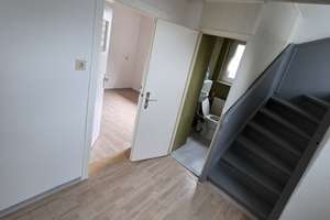 Familienhaus mit Garten, Garage & Stellplätzen in Buseck – Die vollständige Adresse der Immobilie erhältst du vom Anbieter., 35418 Buseck – Vorschaubild 6