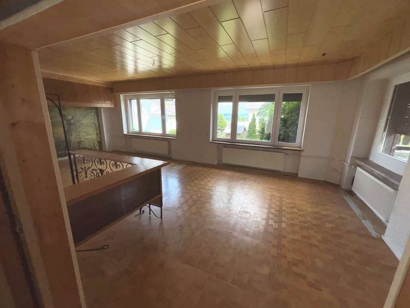 Immobilie in Remse - Neues Angebot ! Einfamilienhaus in ruhiger Lage mit schönen Weitblick - Modernisierung erforderlich! - Bild 1