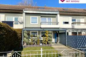 Wohnglück für die ganze Familie! Modernes u. traumhaft gelegenes Reihenhaus in Günzburg! – Die vollständige Adresse der Immobilie erhältst du vom Anbieter., 89312 Günzburg – Vorschaubild 1