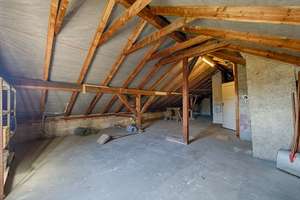 Stilvolles Einfamilienhaus mit großem Entwicklungspotenzial und Doppelgarage in sonniger Hanglage – Die vollständige Adresse der Immobilie erhältst du vom Anbieter., 75181 Eutingen, Pforzheim – Vorschaubild 13
